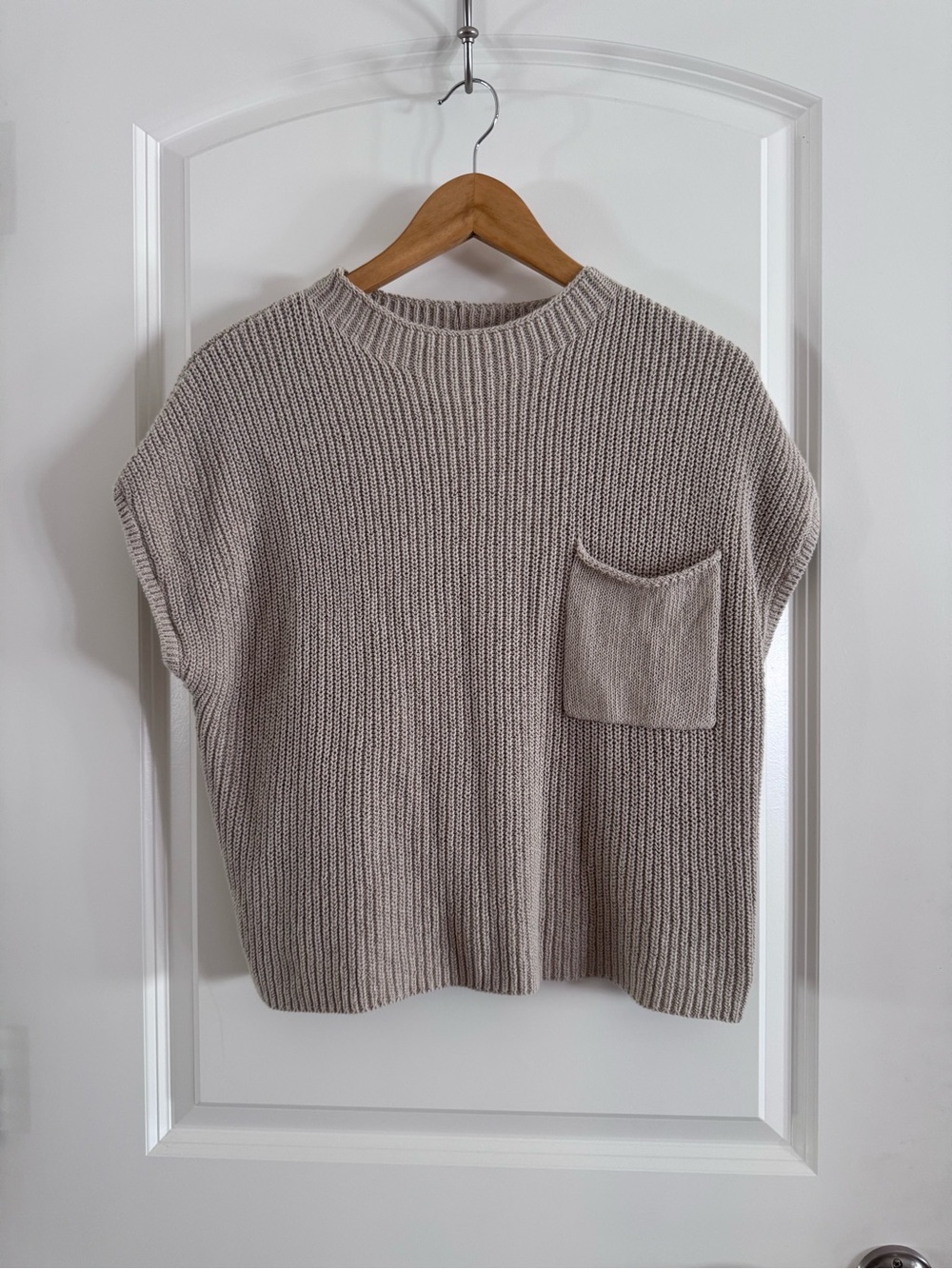 Free People Freya Sweater Sleeveless Top in Beige with pocket - Picture 3 of 7